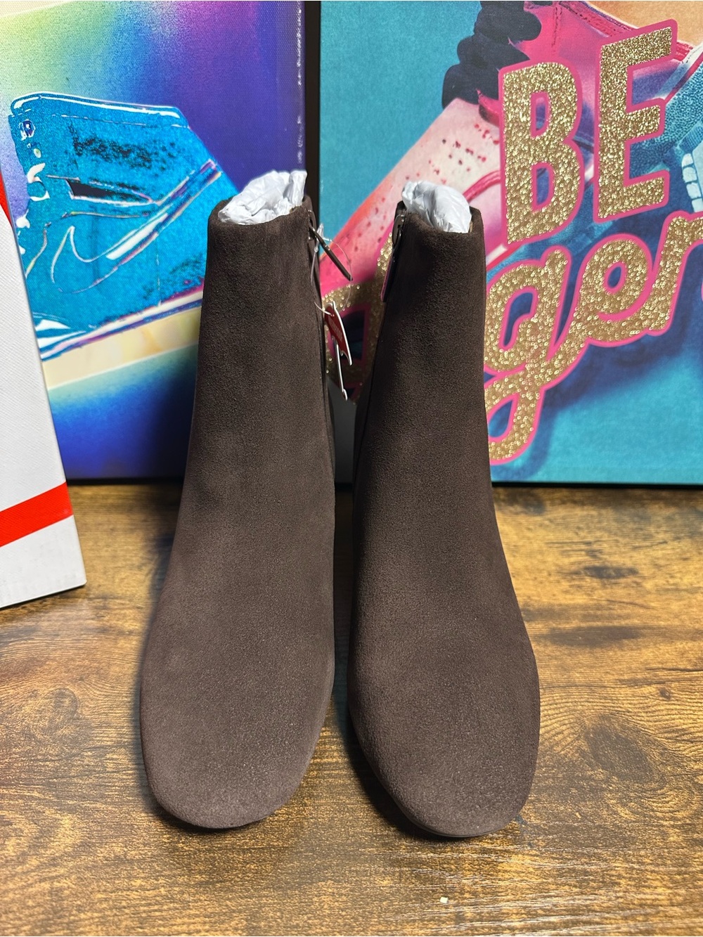 Blondo Alida Waterproof Bootie Color: Java Suede size 6.5 - Picture 4 of 11